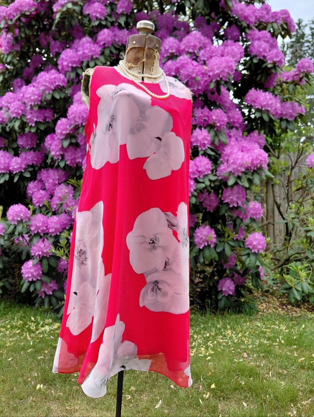 CK Calvin Klein vibrant red & white floral swing dress Womens M